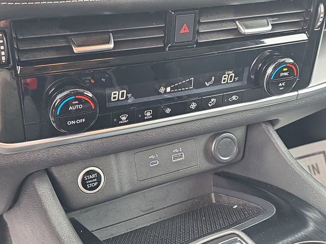 Certified 2022 Nissan Rogue SV image 19