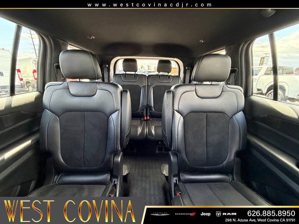 Used 2023 Jeep Grand Cherokee L Laredo AWD/4WD image 35