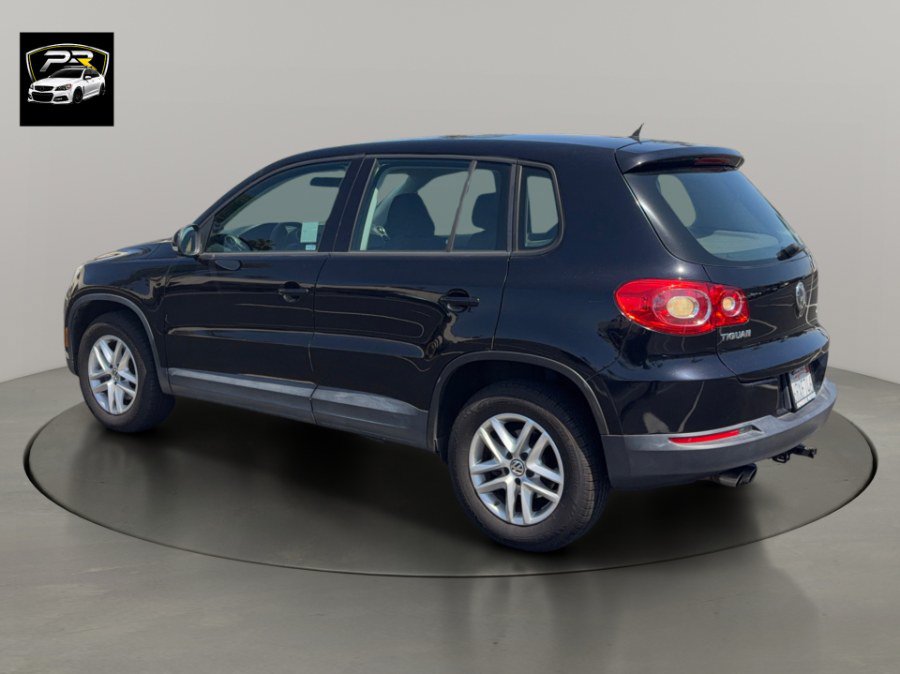 Used 2011 Volkswagen Tiguan S AWD/4WD image 3