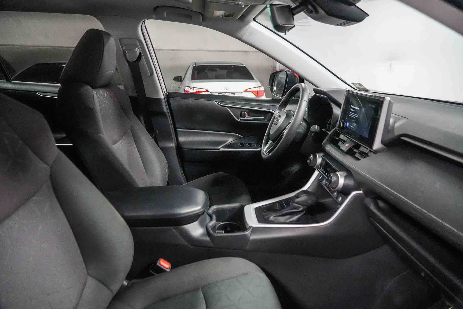 Certified 2023 Toyota RAV4 XLE w/ Convenience Package FWD image 17