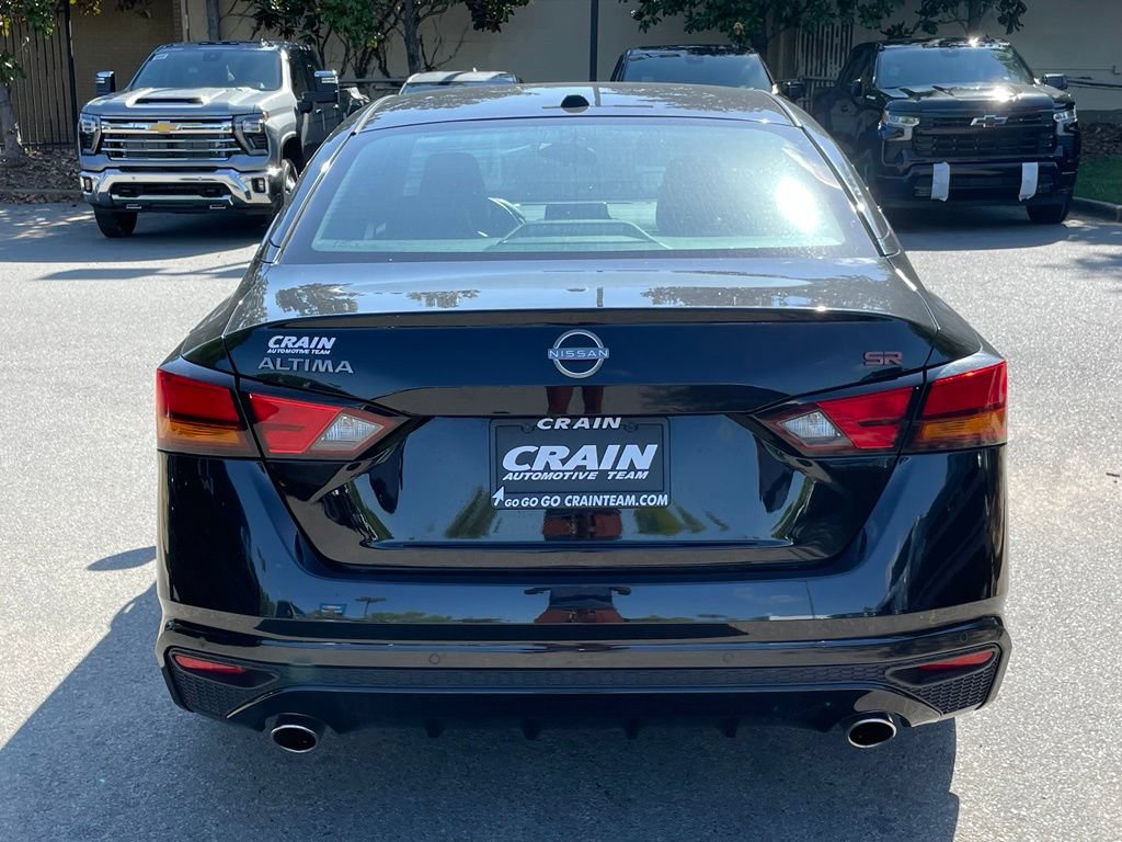 Used 2024 Nissan Altima 2.5 SR FWD image 6