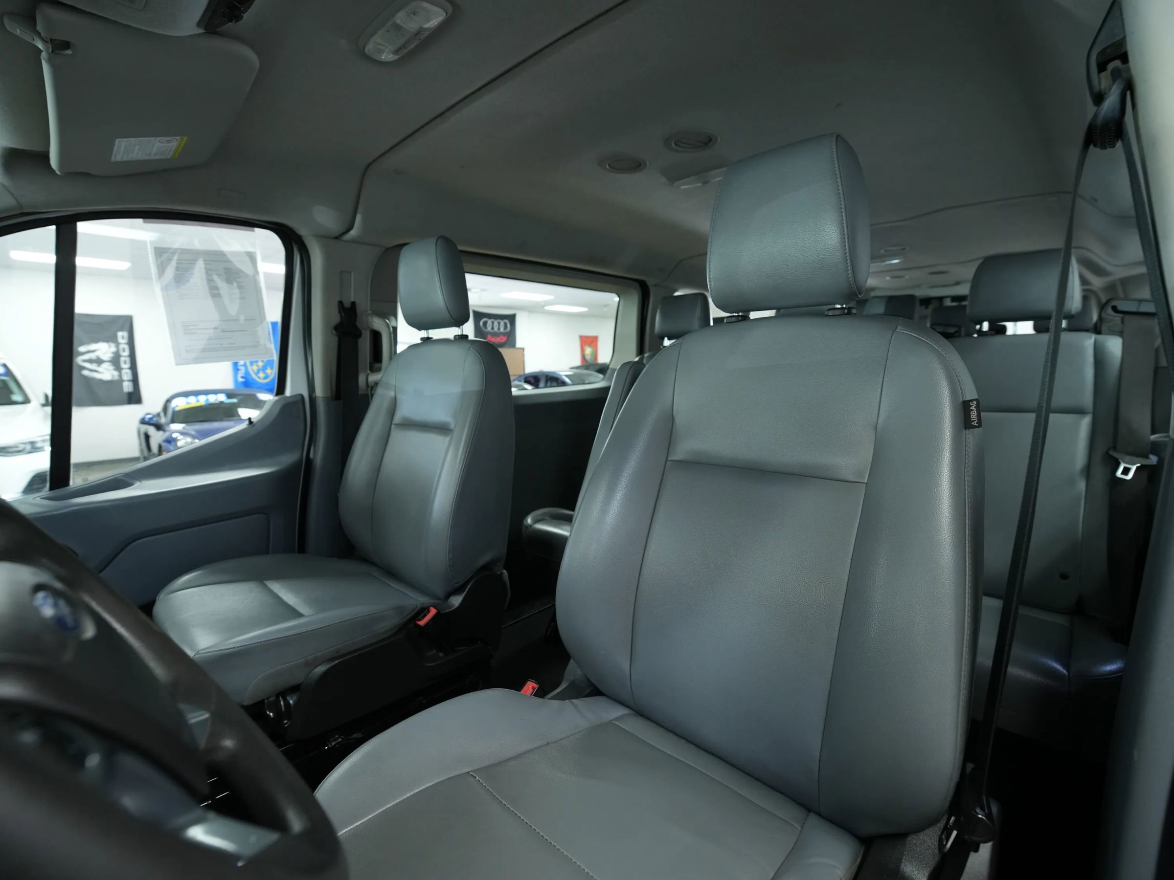 Used 2018 Ford Transit 350 XL image 19