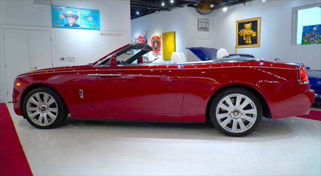 Used 2017 Rolls-Royce Dawn image 7