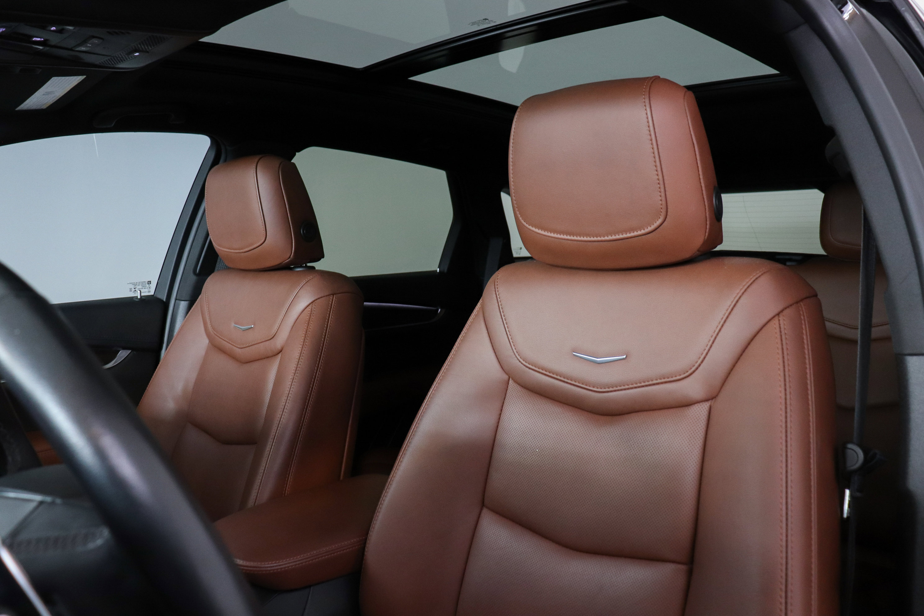 Used 2023 Cadillac XT5 Sportv w/ Technology Package image 14
