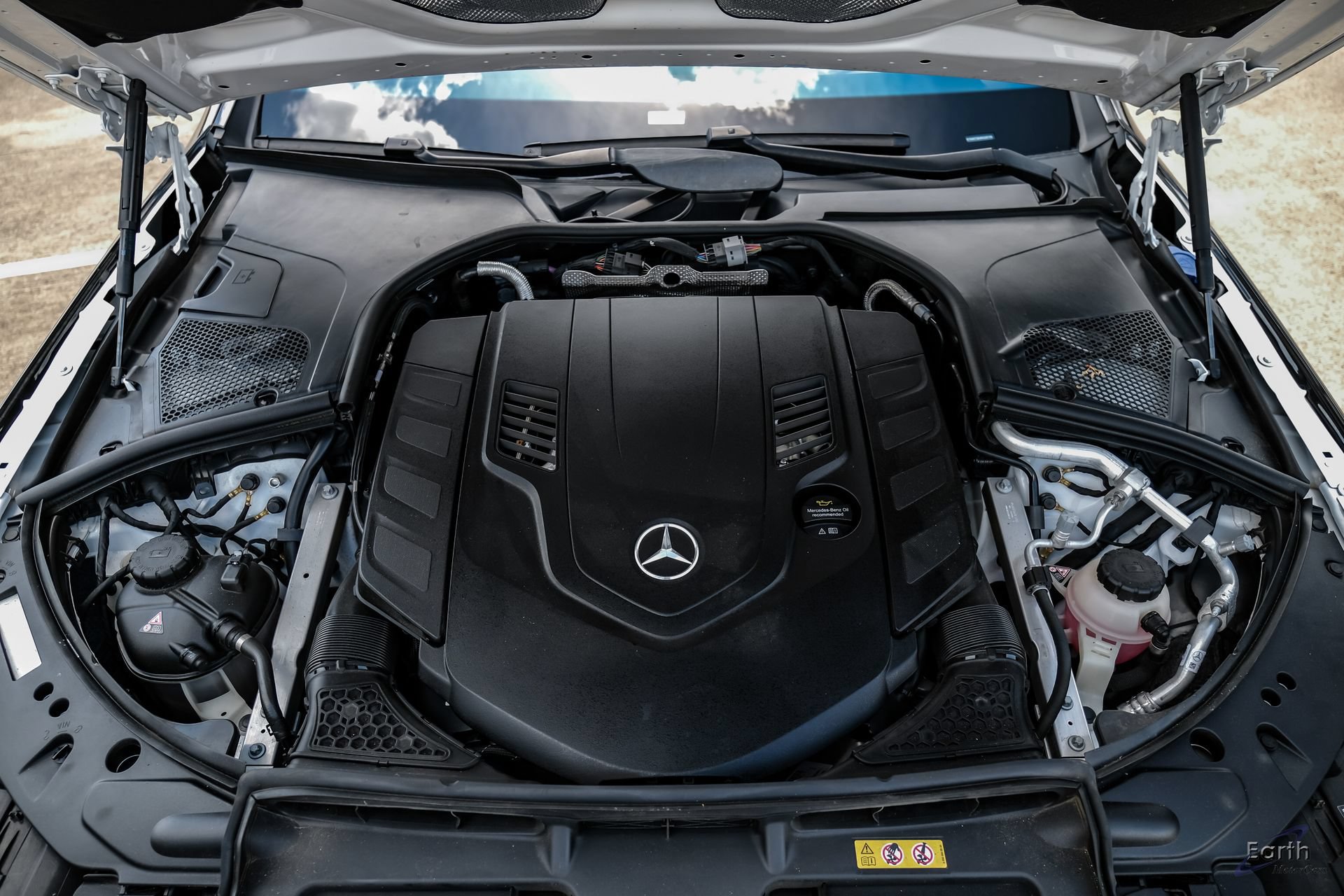 Used 2024 Mercedes-Benz Maybach S 580 4MATIC image 3