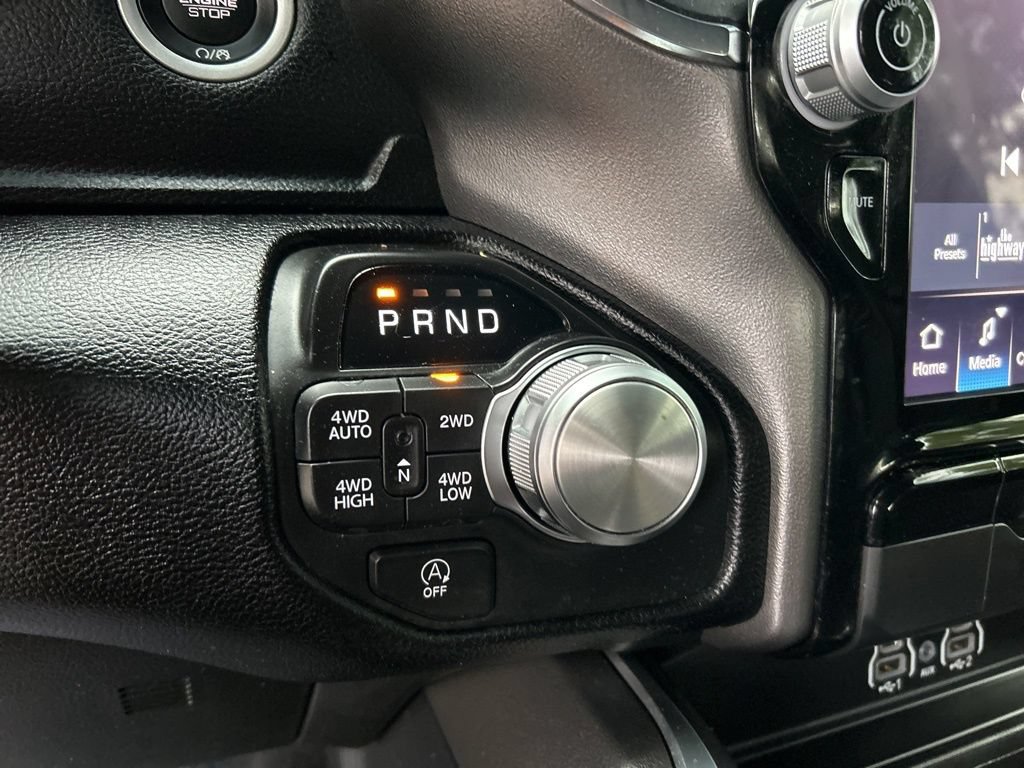 Used 2026 RAM 1500 Laramie AWD/4WD image 9