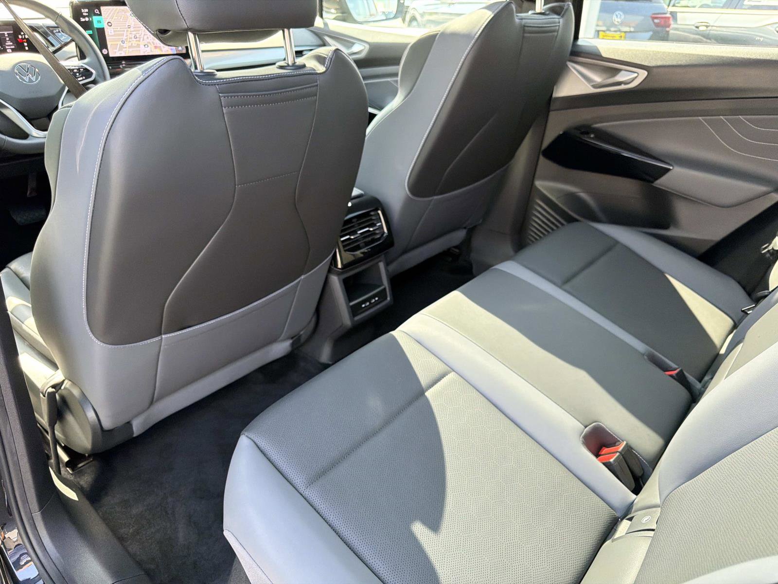 Used 2024 Volkswagen ID.4 S RWD image 10