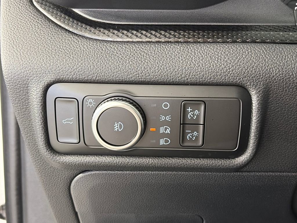 Certified 2023 Ford Explorer ST-Line w/ Class IV Trailer Tow Package image 24