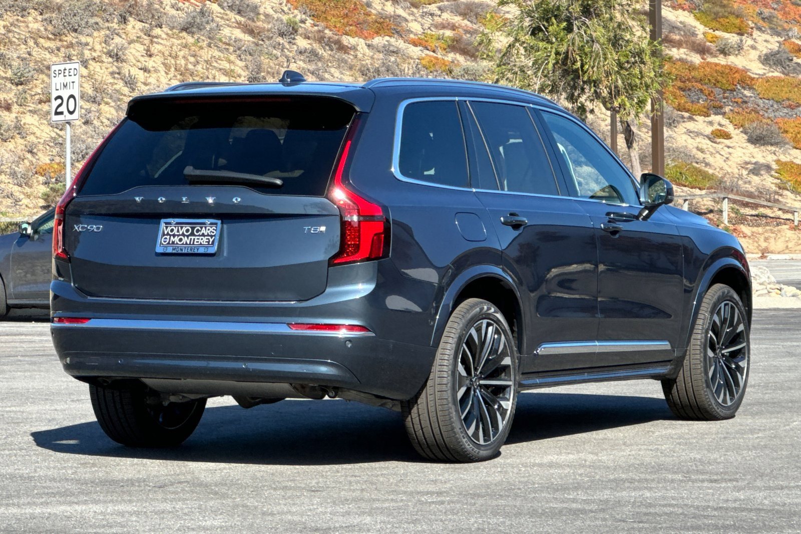 New 2026 Volvo XC90 T8 Ultra image 5