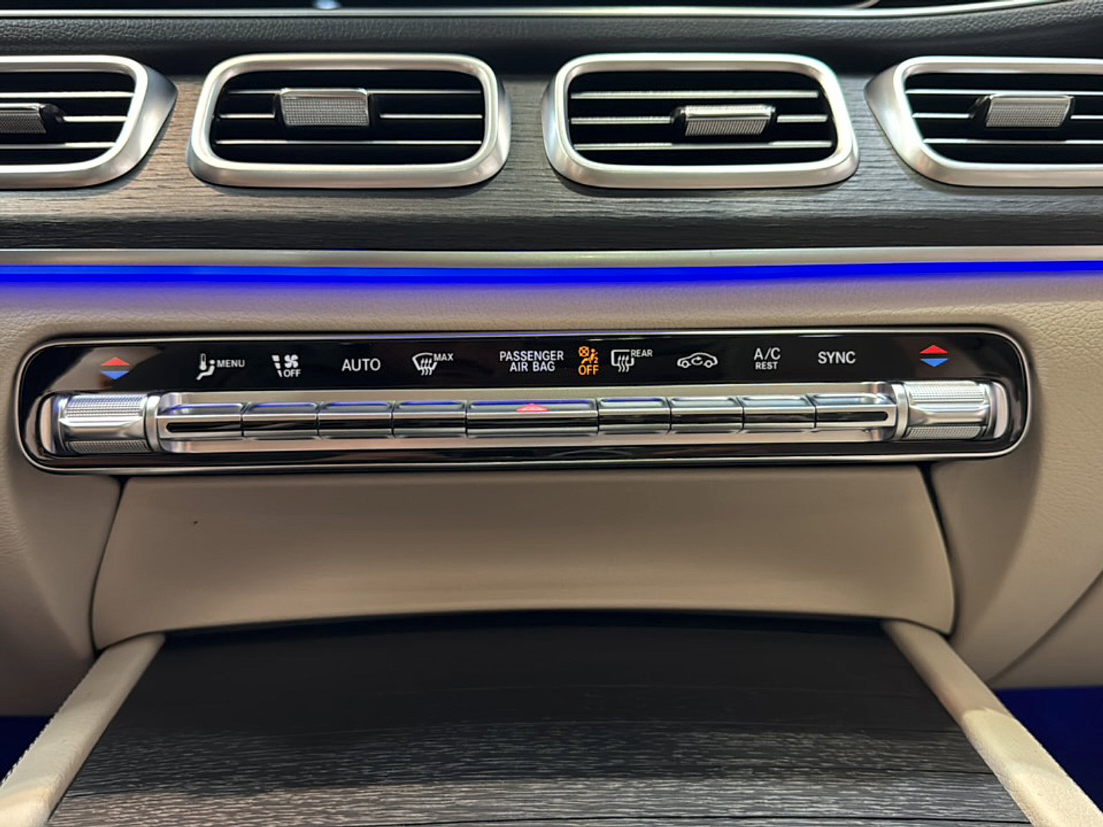 Certified 2026 Mercedes-Benz GLE 350 4MATIC image 17