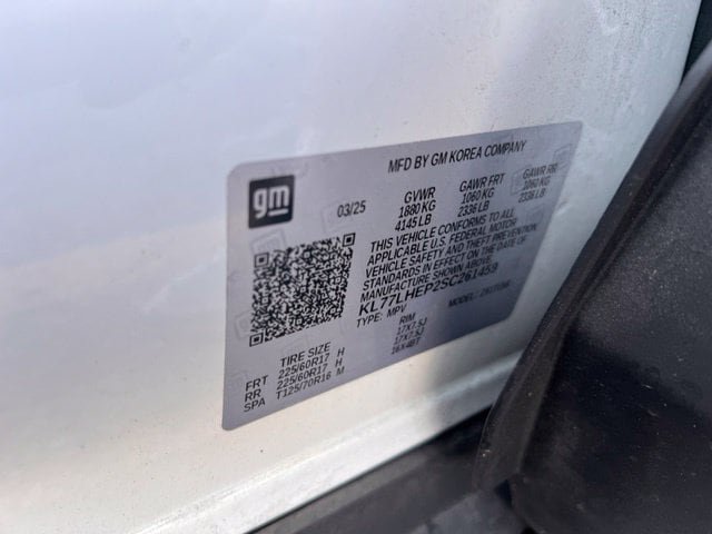 Used 2025 Chevrolet Trax LT FWD image 7