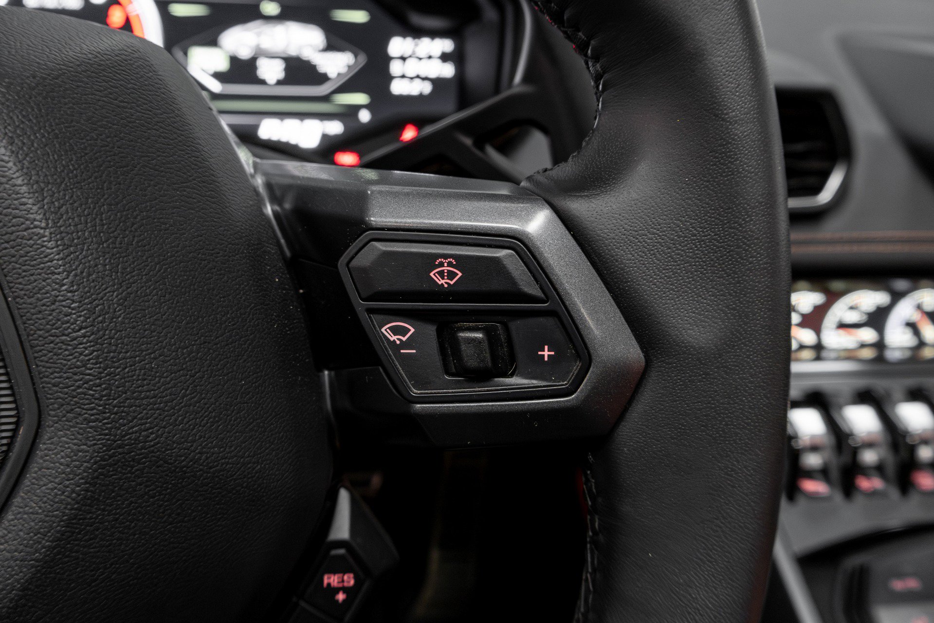 Used 2019 Lamborghini Huracan LP 580-2 image 60