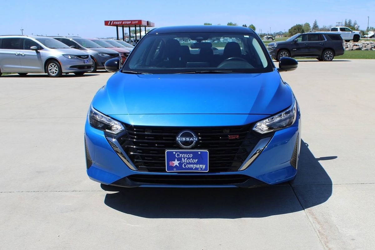 Used 2024 Nissan Sentra SR FWD image 2