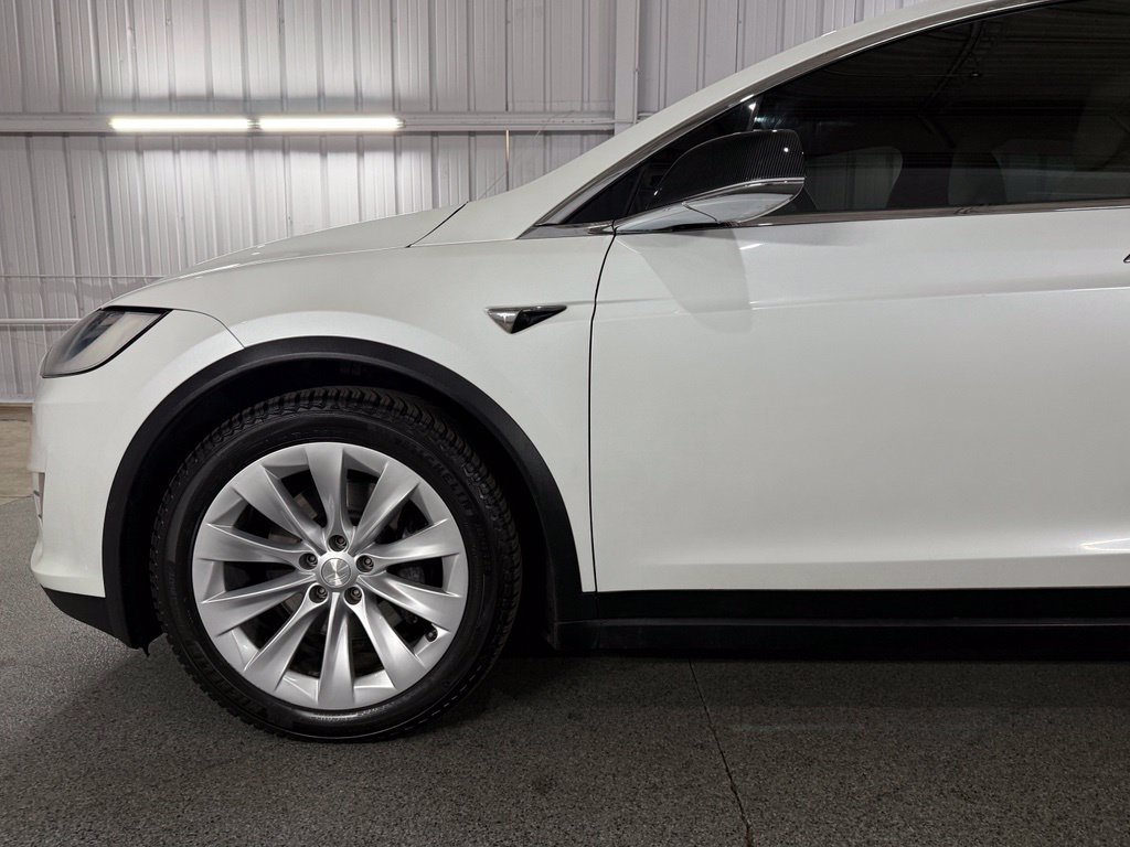Used 2019 Tesla Model X Long Range AWD/4WD image 17