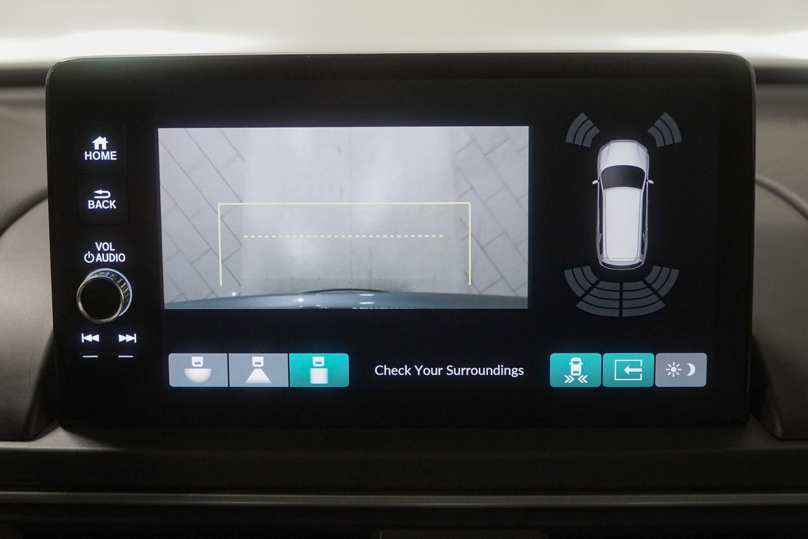 Certified 2025 Honda Pilot Touring image 34