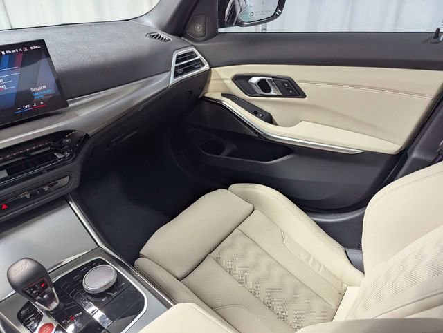 Used 2025 BMW M3 Competition image 8