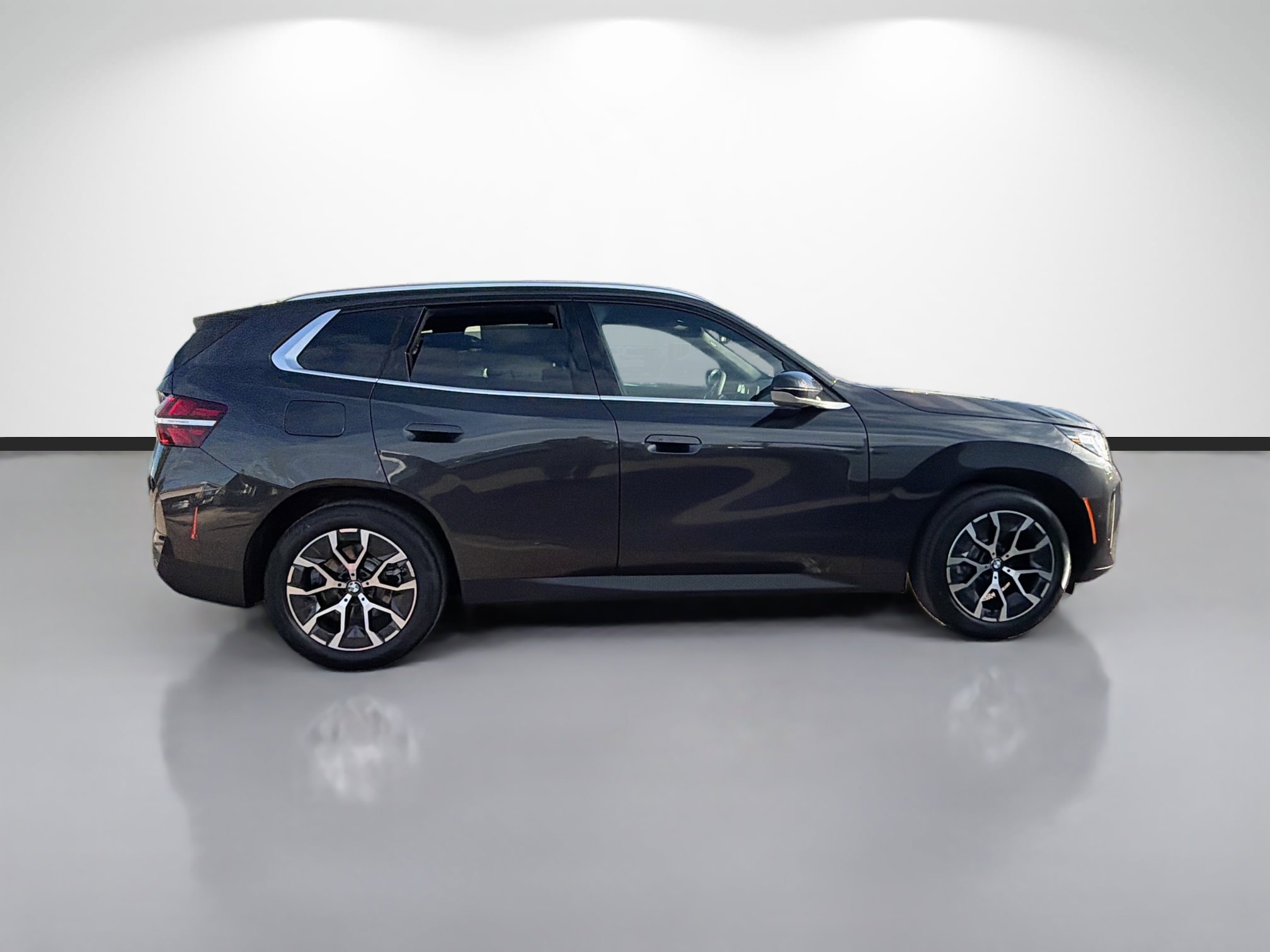 New 2026 BMW X3 xDrive30 w/ Convenience Package image 2