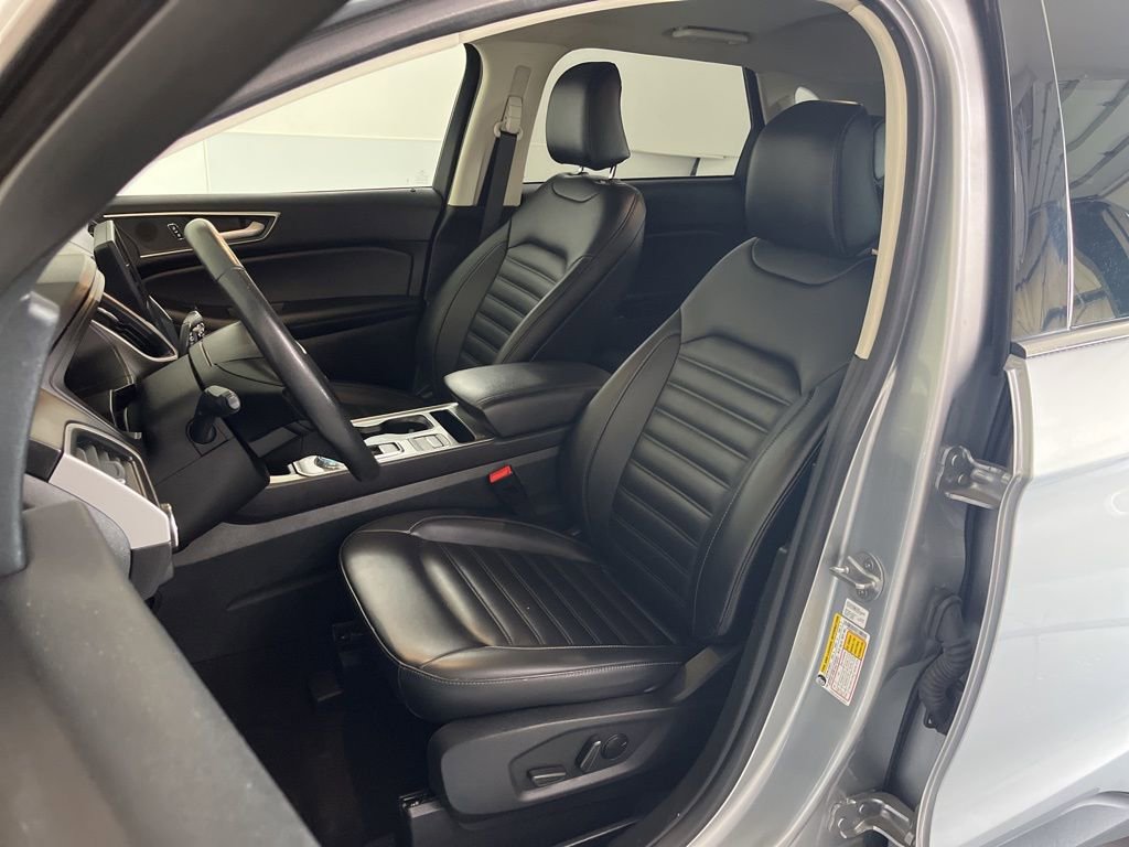 Used 2024 Ford Edge SEL image 18