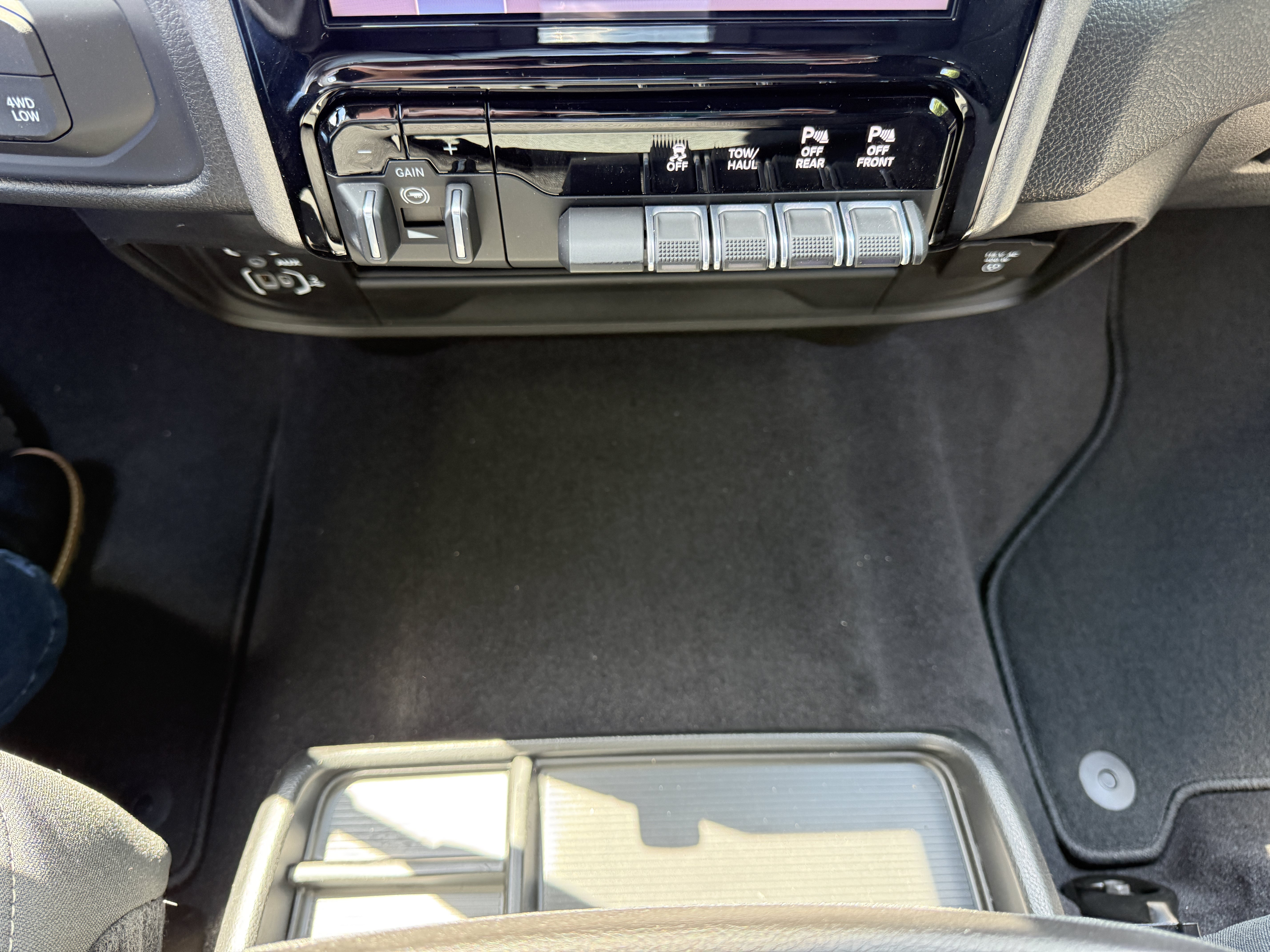 New 2026 RAM 2500 Tradesman AWD/4WD image 13