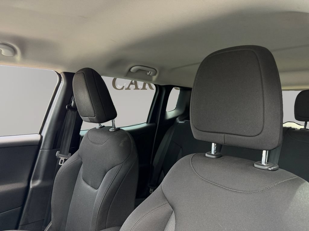 Used 2021 Jeep Renegade Sport FWD image 9