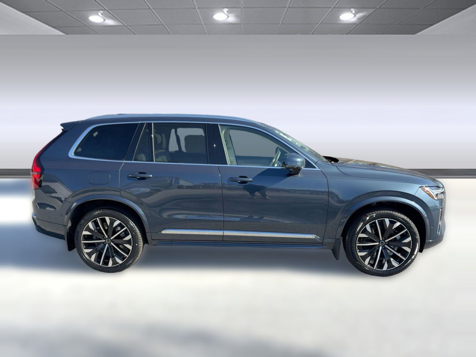 New 2026 Volvo XC90 T8 Ultra w/ Protection Package image 8