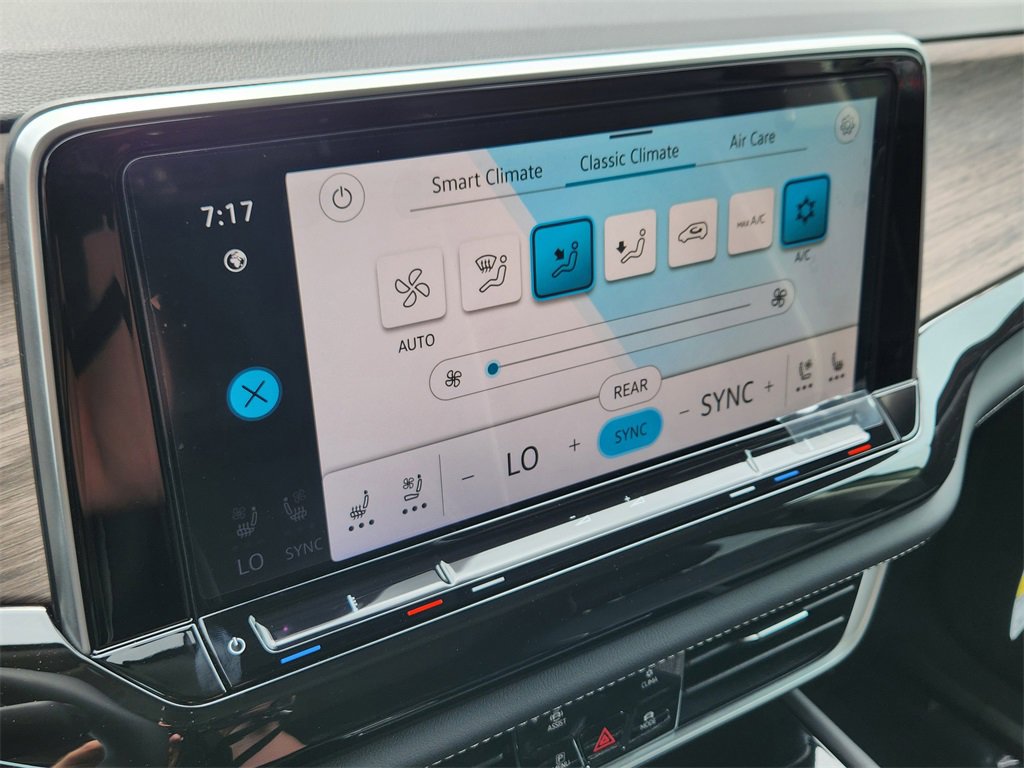 New 2026 Volkswagen Atlas SEL Premium R-Line image 14