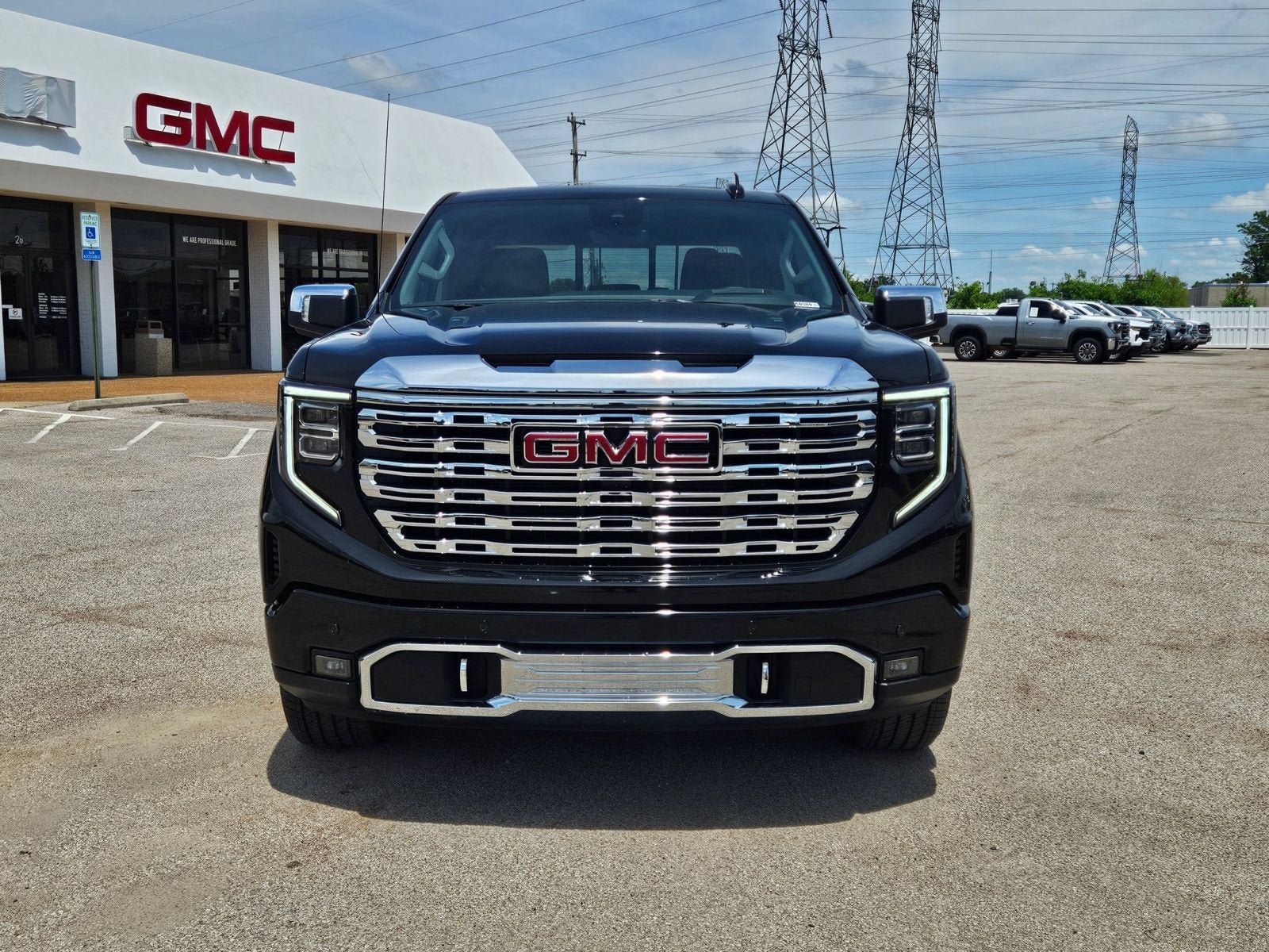 New 2026 GMC Sierra 1500 Denali AWD/4WD image 9