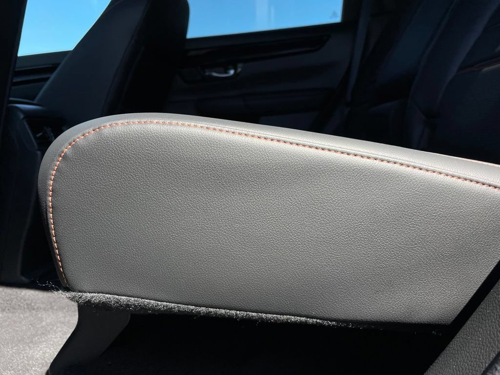 Used 2025 Honda CR-V Sport Touring image 40