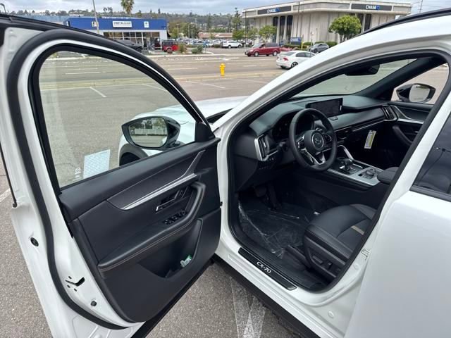 New 2025 MAZDA CX-70 Plug-In Hybrid w/ Premium Plus image 27