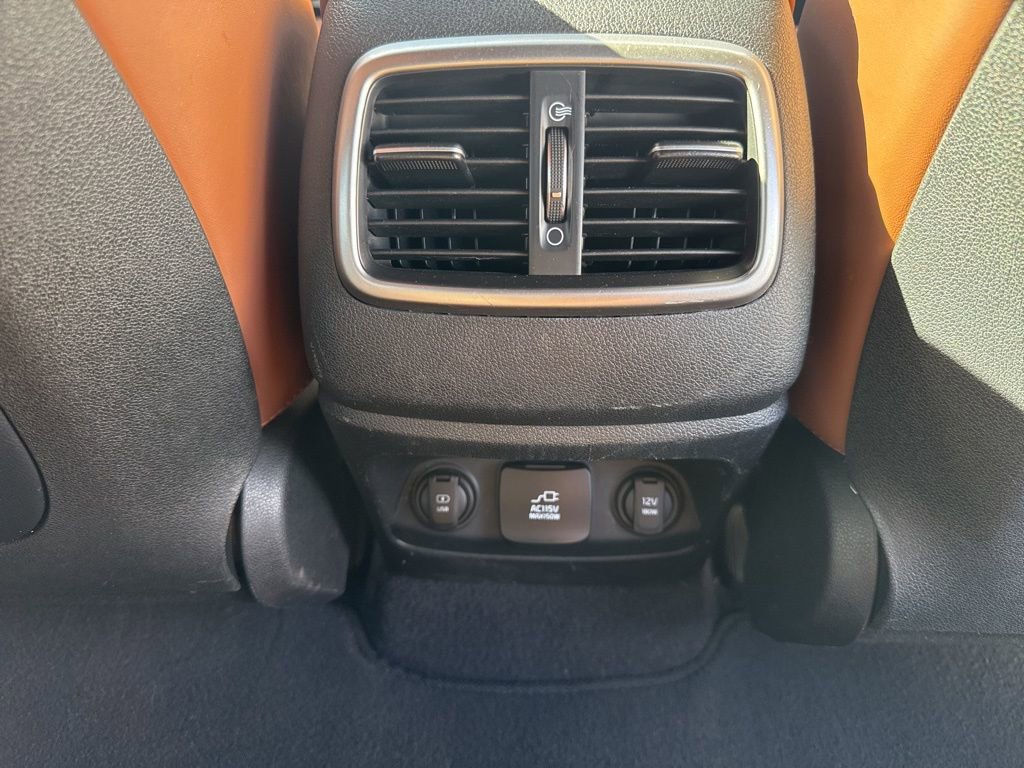 Used 2019 Kia Sorento SX image 21