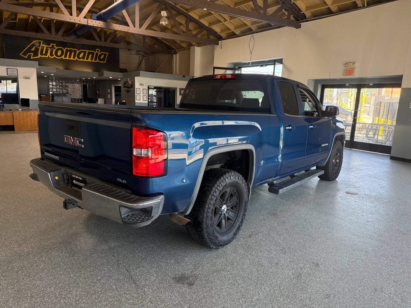 Used 2017 GMC Sierra 1500 SLE w/ SLE Value Package AWD/4WD image 7