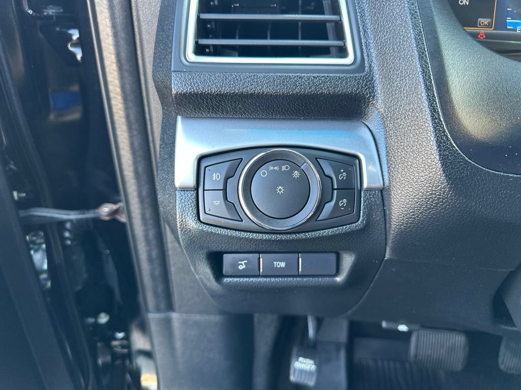 Used 2016 Ford Explorer Sport w/ Equipment Group 401A AWD/4WD image 12
