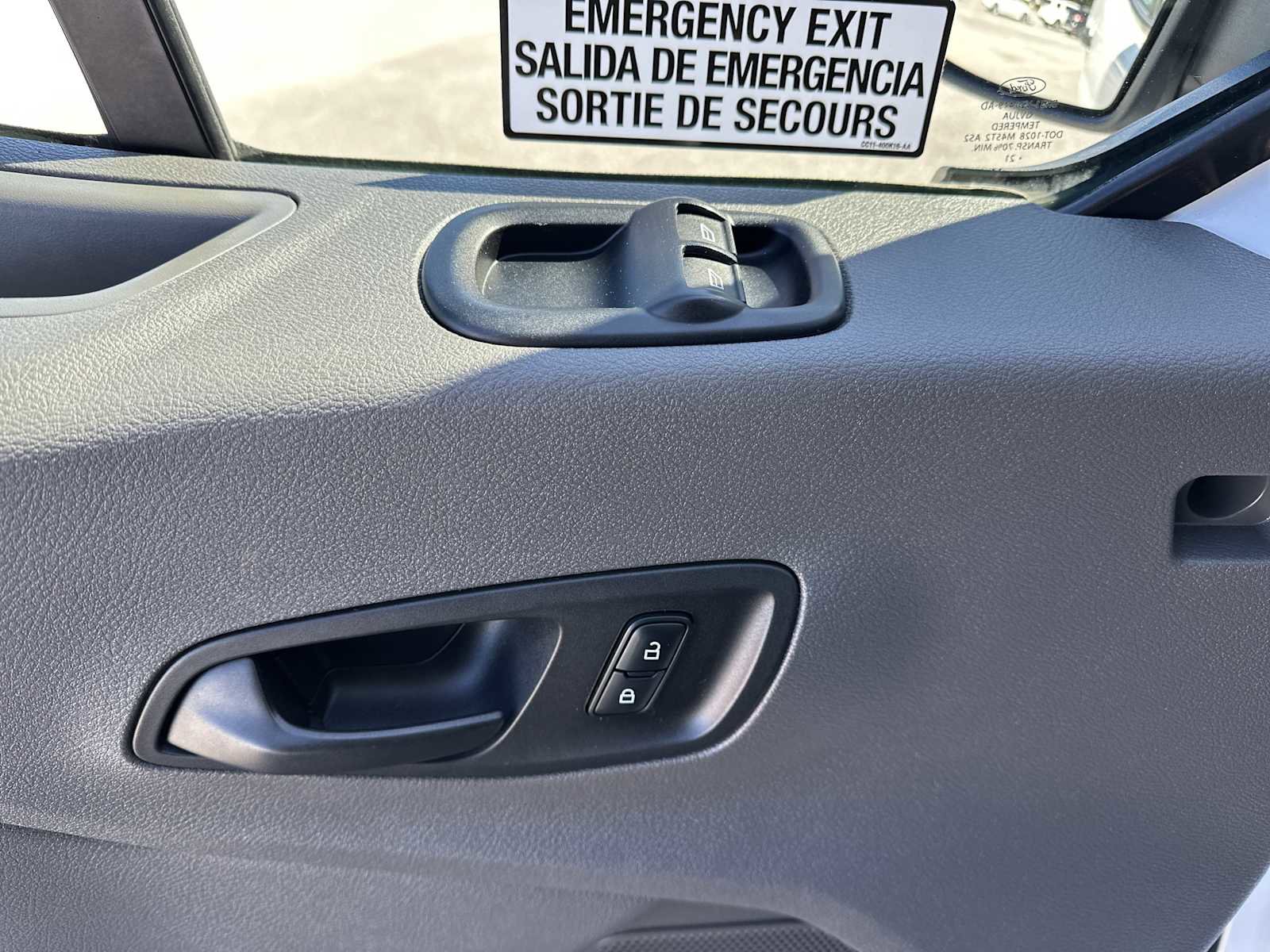 Used 2021 Ford Transit 350 XLT image 22