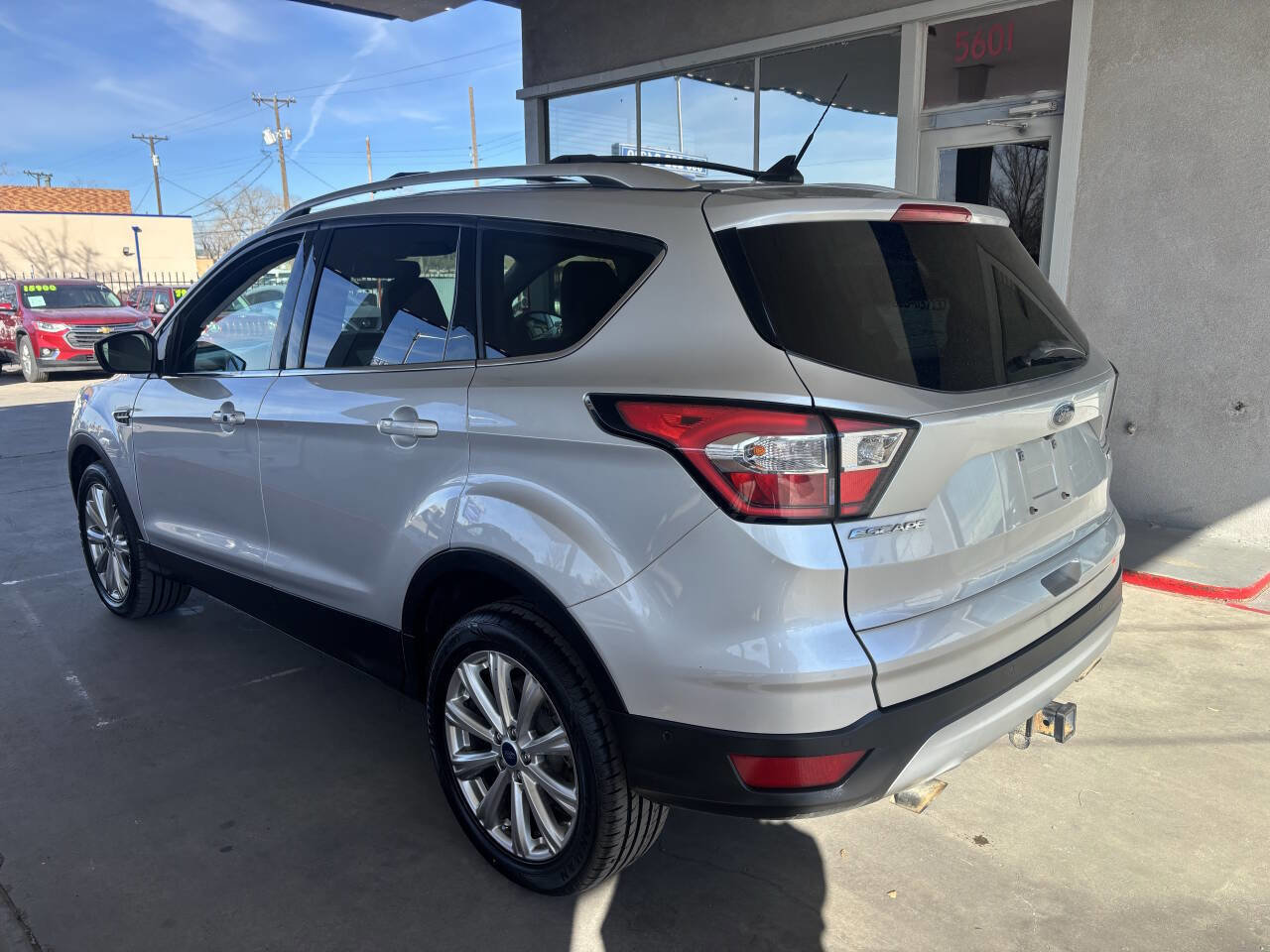 Used 2018 Ford Escape Titanium w/ Ford Safe & Smart Package image 5