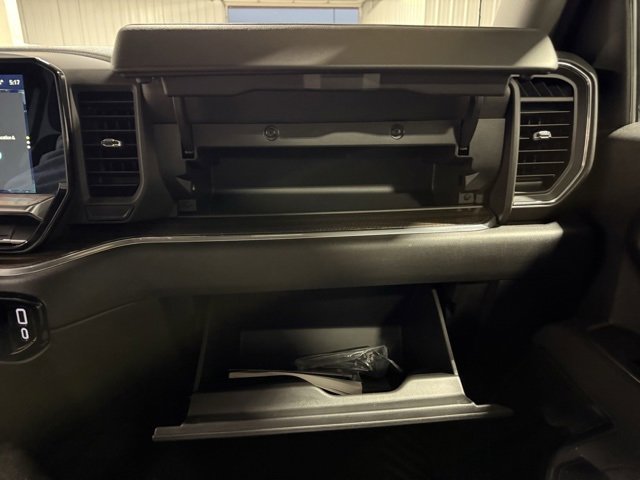 Used 2025 Chevrolet Silverado 1500 LT image 22