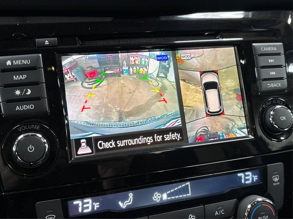 Used 2018 Nissan Rogue SL w/ Premium Package image 26