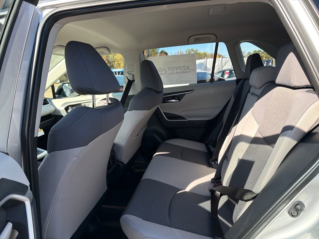New 2025 Toyota RAV4 XLE image 19