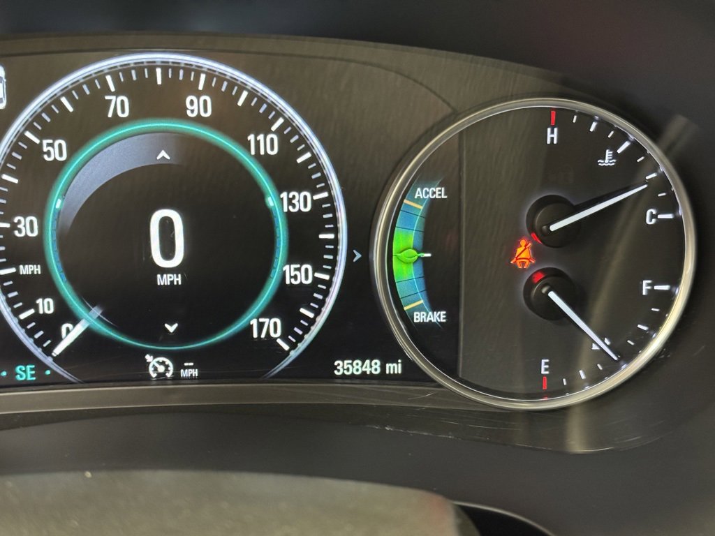 Used 2019 Buick LaCrosse Essence image 34