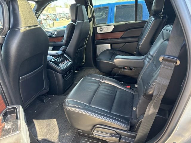 Used 2020 Lincoln Navigator Reserve w/ Luxury Package AWD/4WD image 15