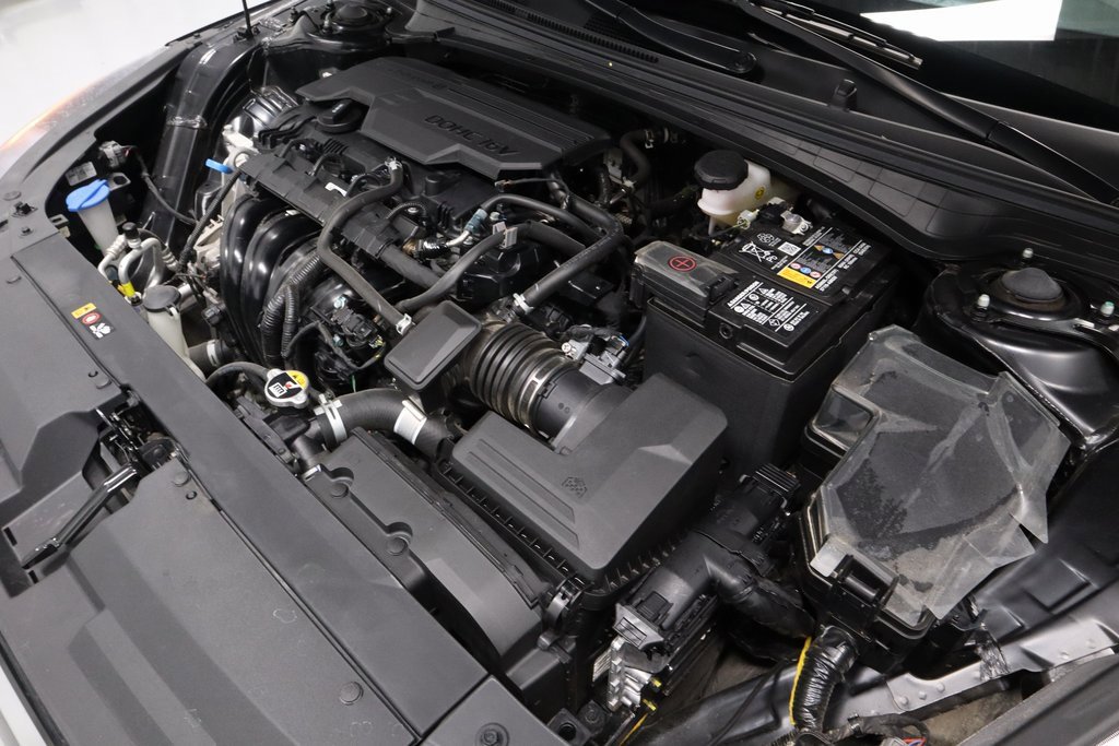 Used 2025 Kia K4 GT-Line w/ GT-Line Premium Package image 12