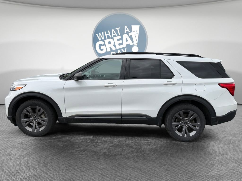 Used 2021 Ford Explorer XLT w/ Equipment Group 202A AWD/4WD image 7