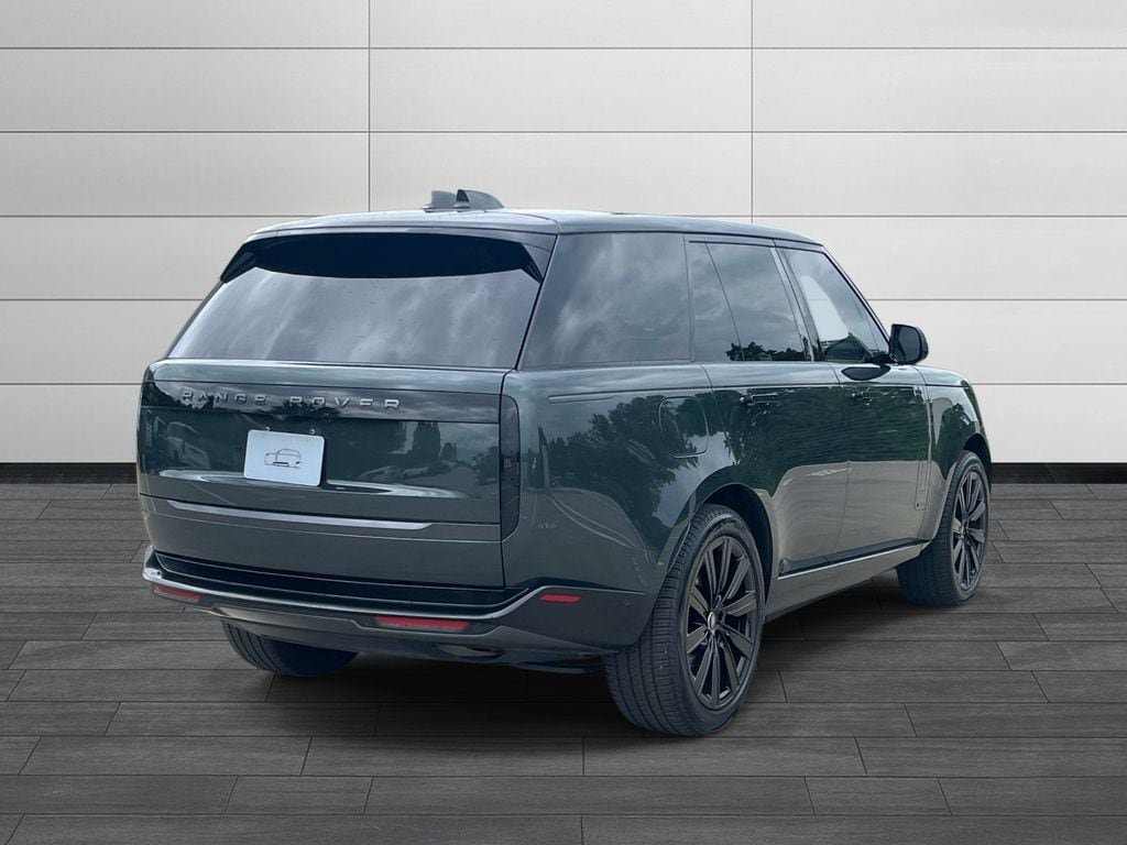 Certified 2024 Land Rover Range Rover Autobiography AWD/4WD image 5