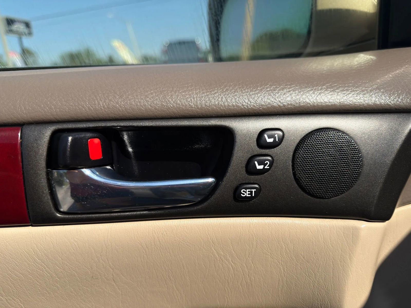 Used 2004 Lexus ES 330 image 10