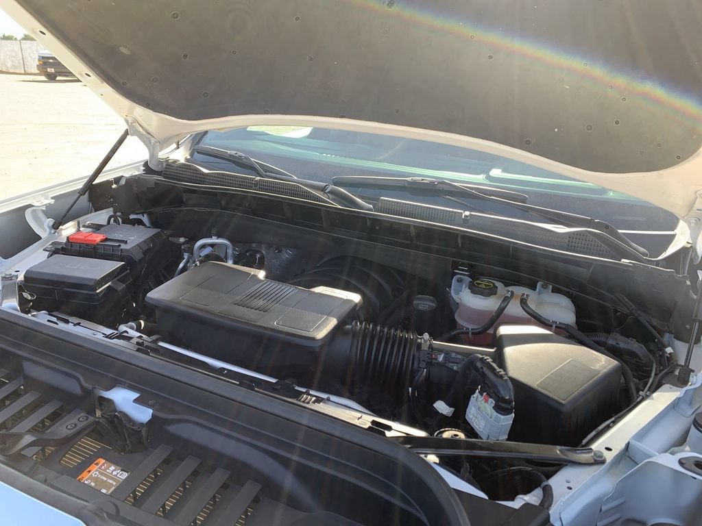 Used 2025 GMC Sierra 1500 SLT AWD/4WD image 28