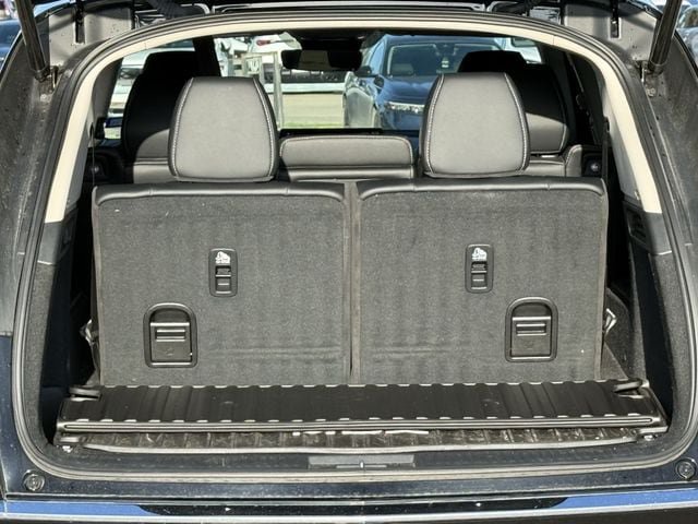 Certified 2025 Acura MDX w/ Technology Package FWD image 32