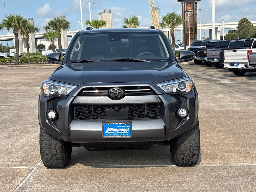 Used 2022 Toyota 4Runner SR5 Premium AWD/4WD image 3