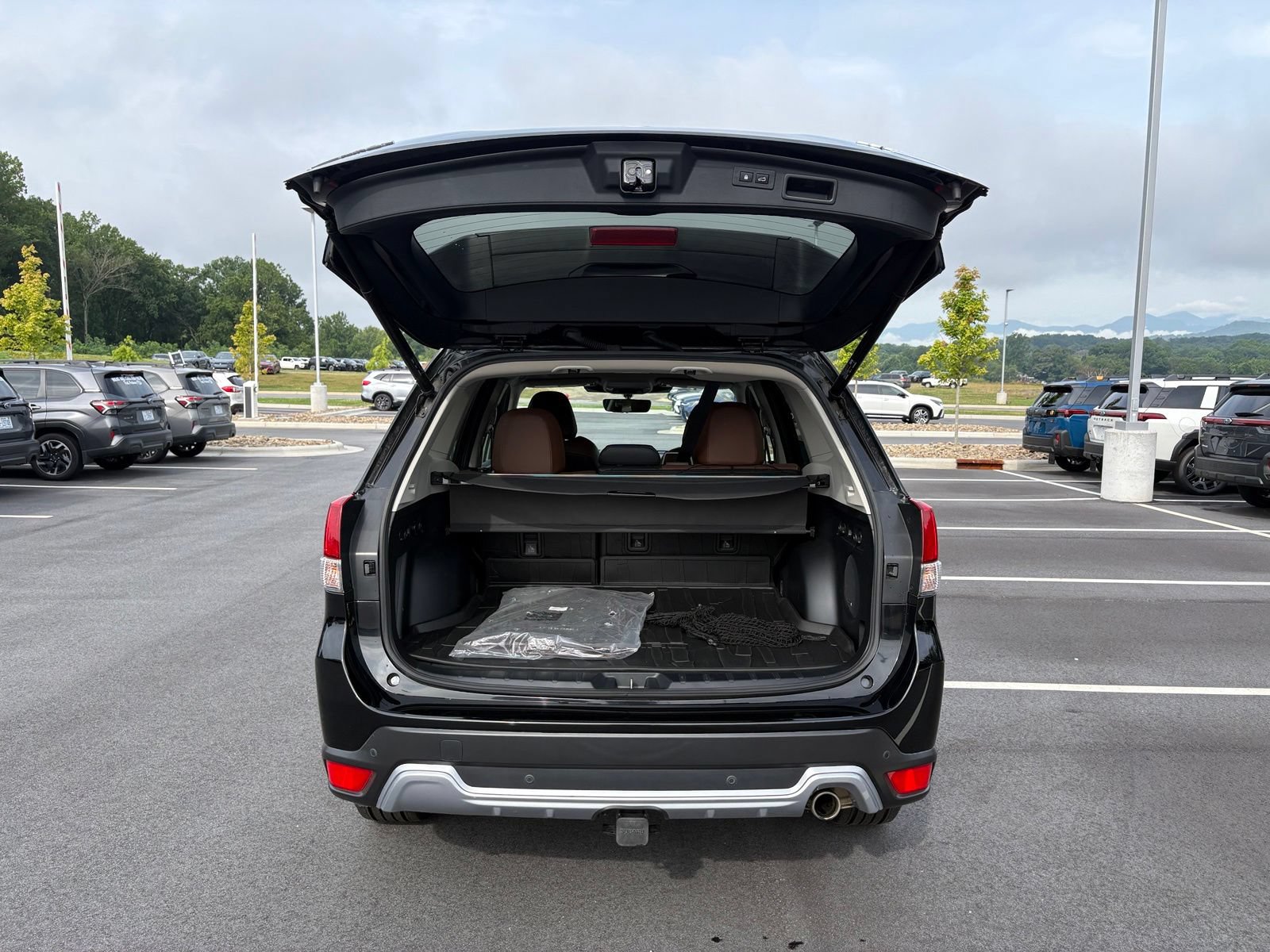 Certified 2024 Subaru Forester Touring AWD/4WD image 9