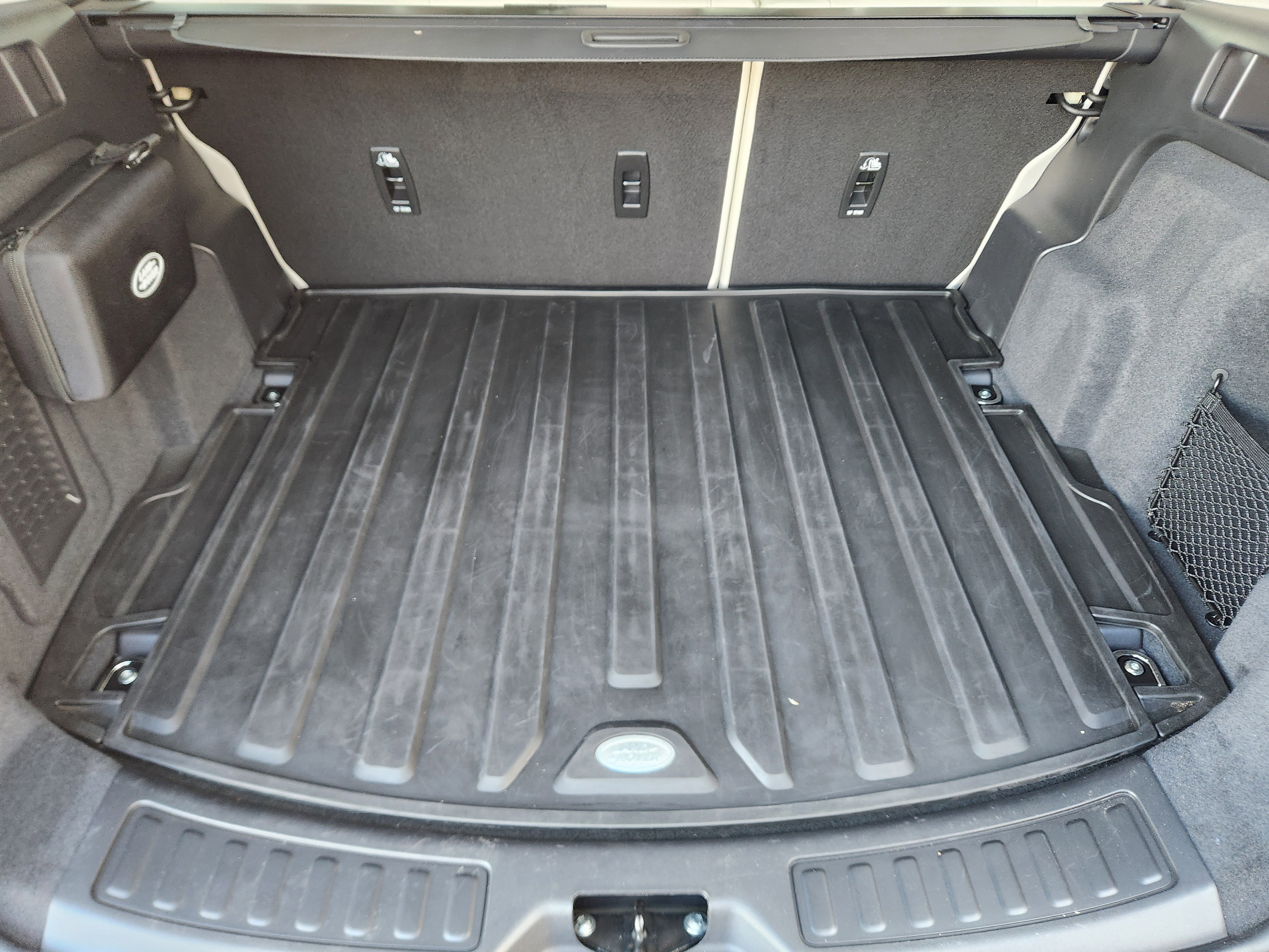 Certified 2025 Land Rover Discovery Sport S image 34