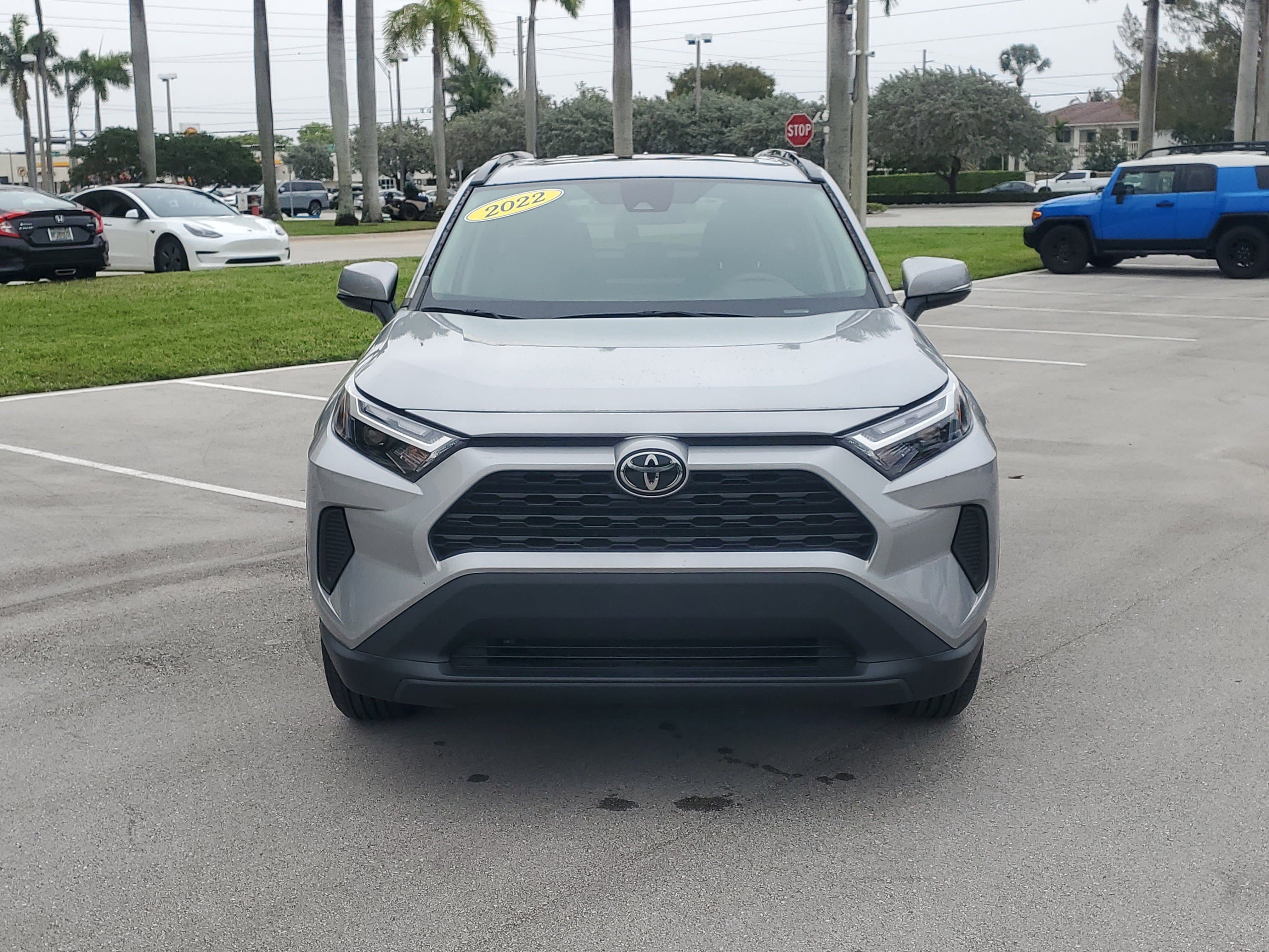 Certified 2022 Toyota RAV4 XLE w/ Convenience Package image 8