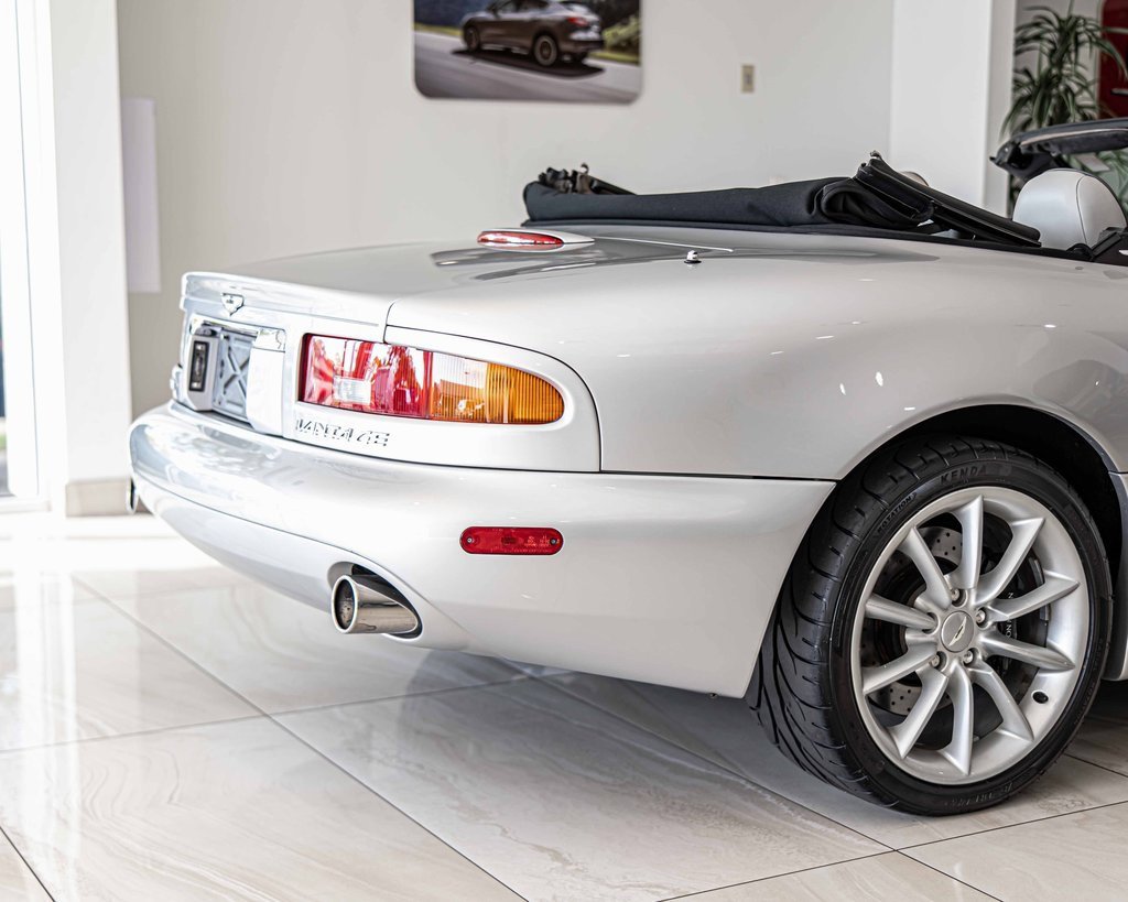 Used 2002 Aston Martin DB7 Vantage image 12